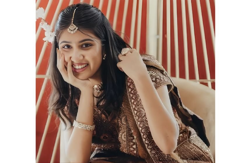 Riya Shibu is an Indian actress, film producer, and social media influencer who works in both the Malayalam and Tamil film industries